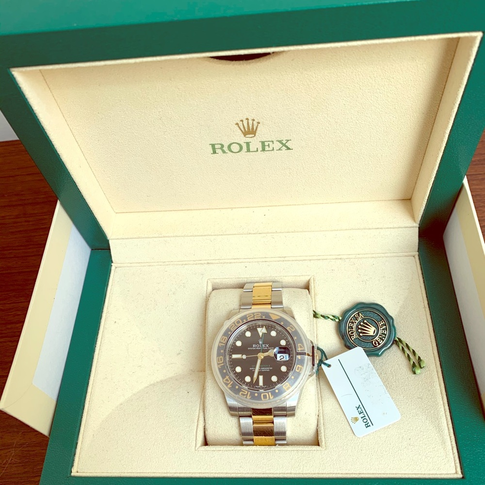 ❌Sold❌💯 Authentic” Rolex men’s watch “GMT-master”